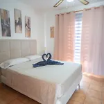 בית נופש Bonita Con Piscina Privada *