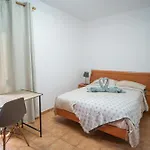 Bonita Con Piscina Privada * קורלחו